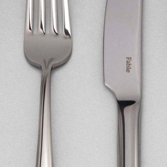 Flatware set flatware by Fable Home, featured in a polishedsilver color finish. – #polishedsilver