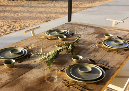 The blog post about Into the Desert with Beachgrass Green