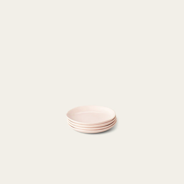 Little plates dinnerware by Fable Home, featured in a blushpink color finish. – #blushpink