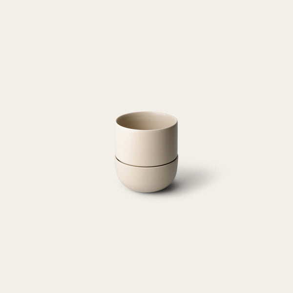 Medium planter planters by Fable Home, featured in a medium/coastalcream color finish. – #medium/coastalcream