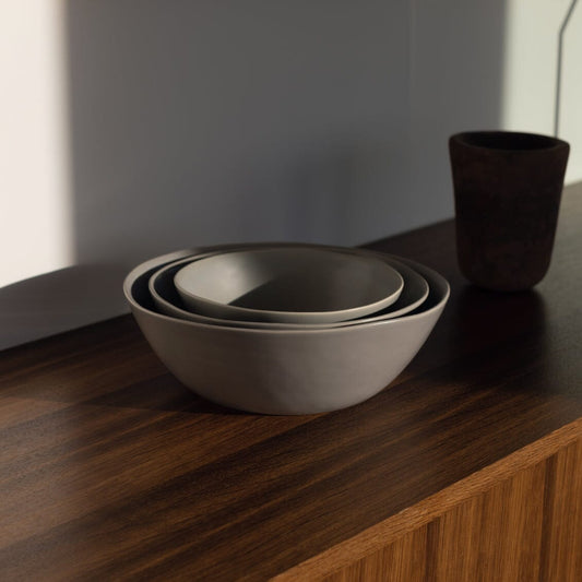 Nested Serving Bowls by Fable Home, featured in a midnightblue finish. – #midnightblue