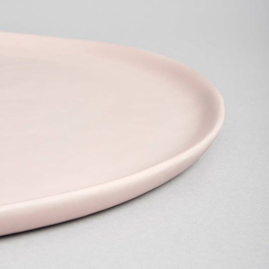 Serving platter dinnerware by Fable Home, featured in a blushpink color finish. – #blushpink