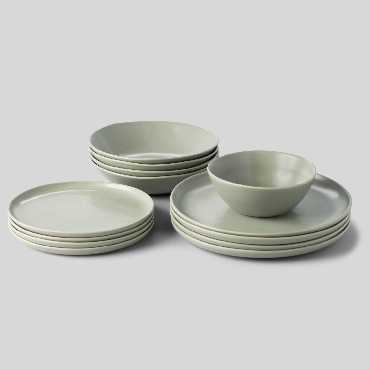 Dinnerware Set in Beachgrass Green